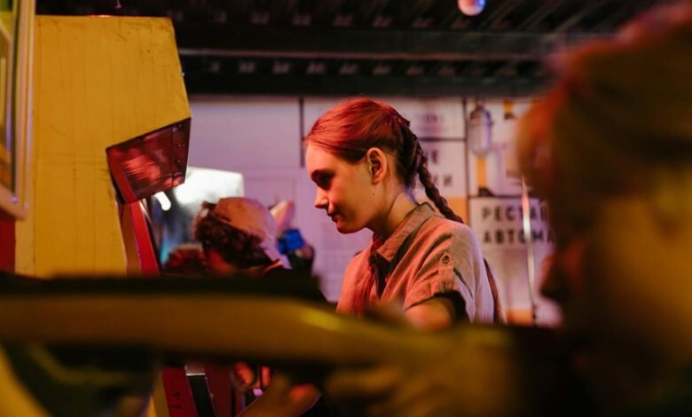 sinoritaee s social engagement overview